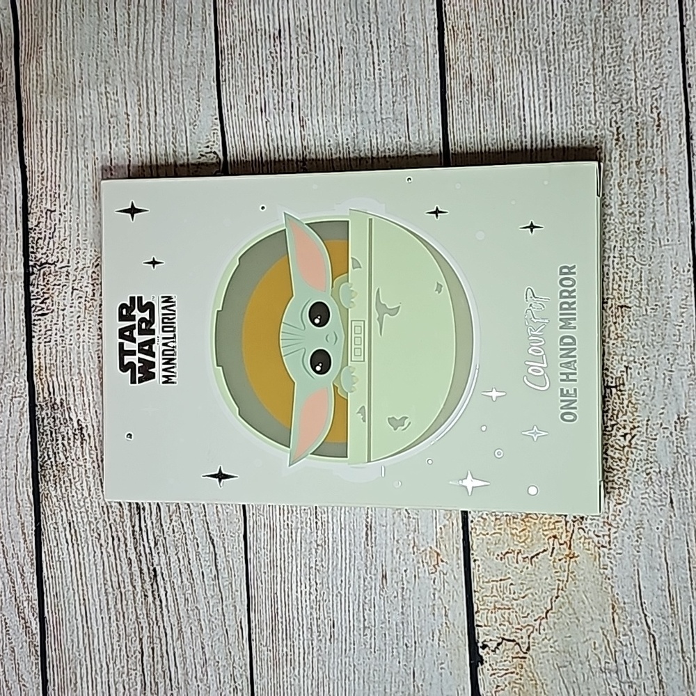 BNIB The Child Hand Mirror